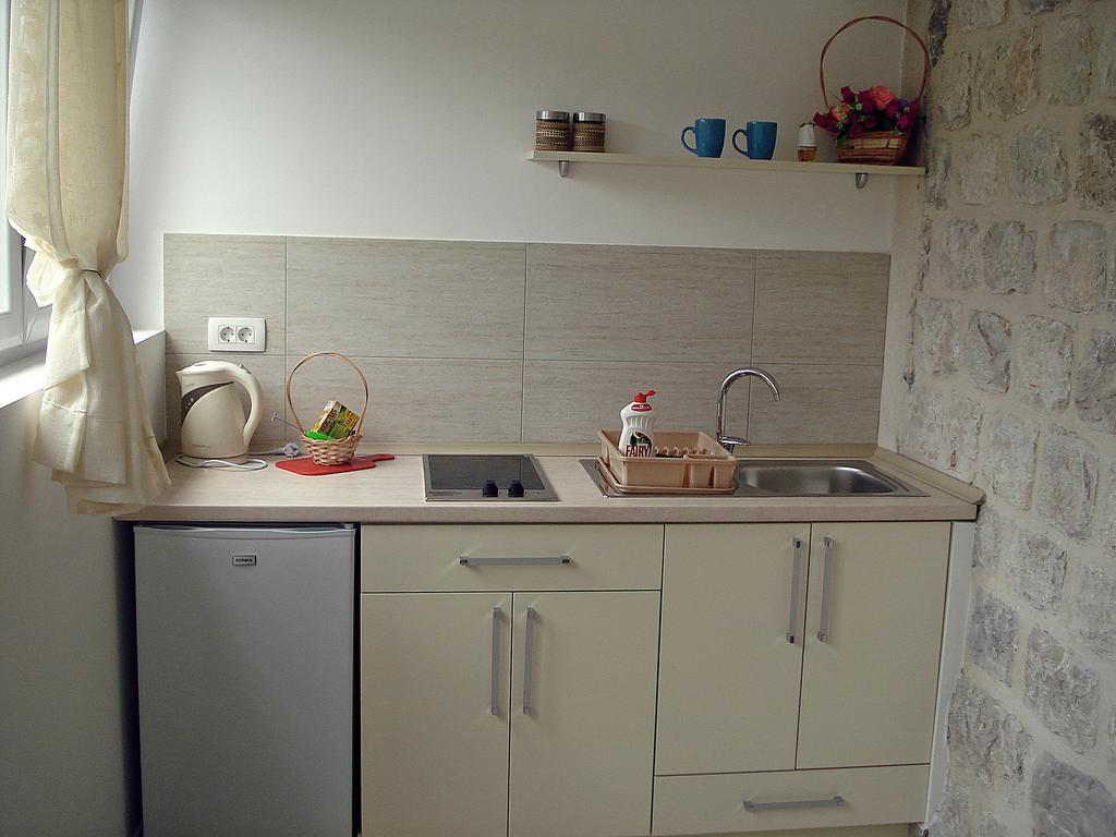 Kotor Kelly Apartments Habitación foto